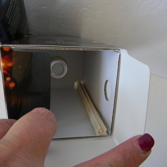 NEW  HomeWorx by Slatkin + Co. S/2 Summer Nights Breeze Reed Diffusers - Picture 2 of 3